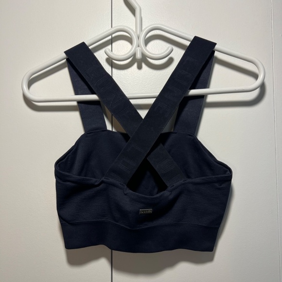 LUNE Active Seamless Sports Bra - Navy - M - Picture 2 of 2